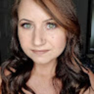 Meet your Posher, Ellee